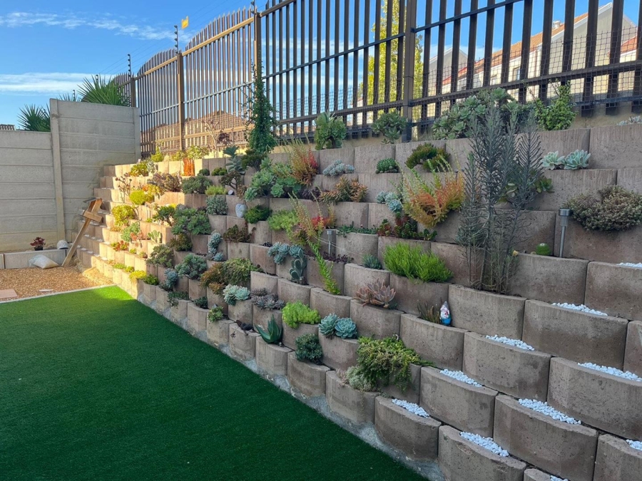 To Let 3 Bedroom Property for Rent in Brackenfell South Western Cape